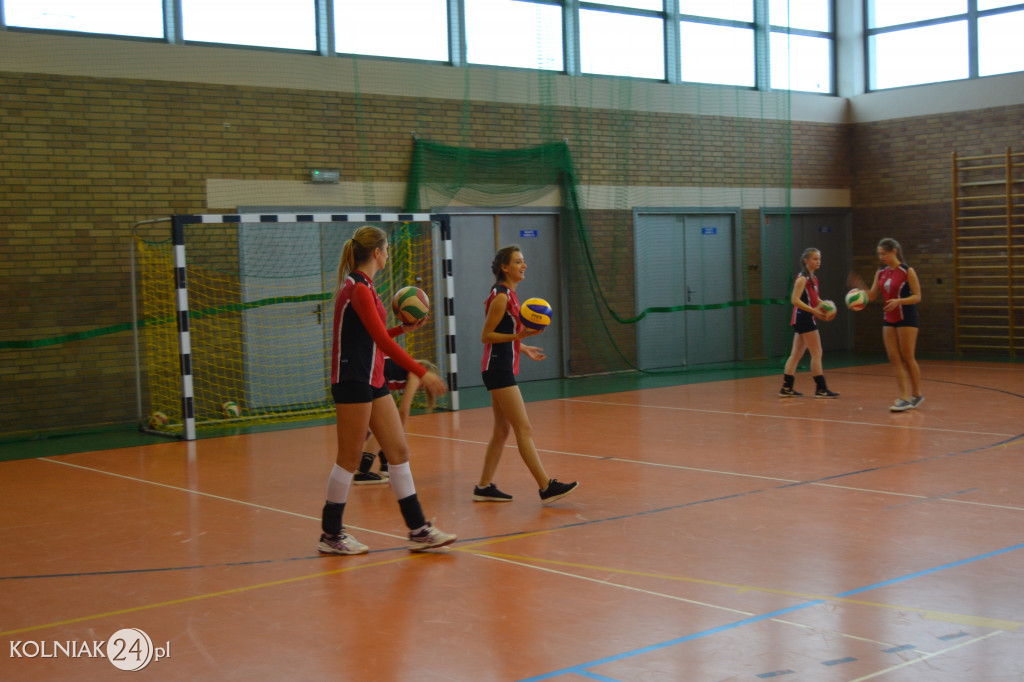 Ruszyły  rozgrywki II ligi piłki siatkowej dziewcząt