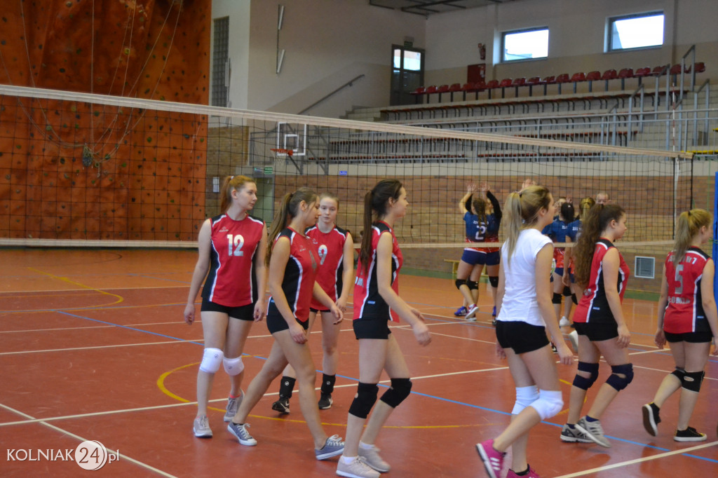 Ruszyły  rozgrywki II ligi piłki siatkowej dziewcząt