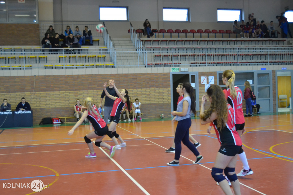 Ruszyły  rozgrywki II ligi piłki siatkowej dziewcząt
