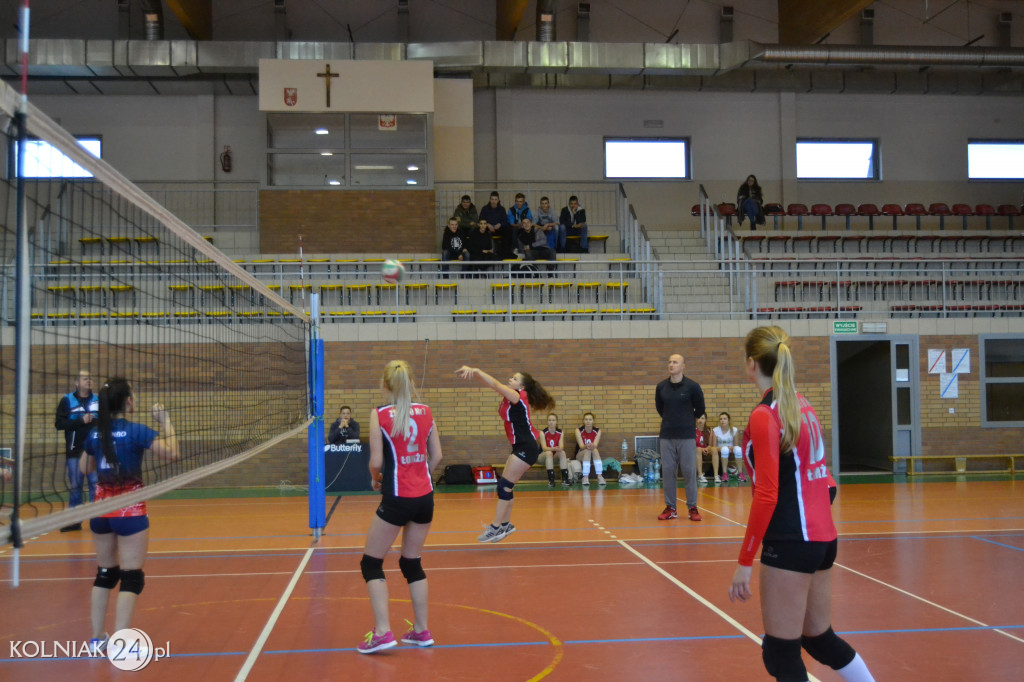 Ruszyły  rozgrywki II ligi piłki siatkowej dziewcząt