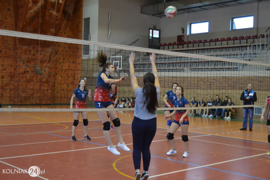 Ruszyły  rozgrywki II ligi piłki siatkowej dziewcząt