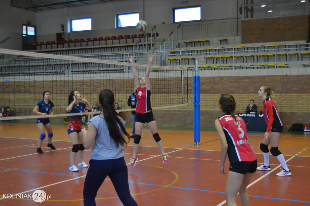 Ruszyły  rozgrywki II ligi piłki siatkowej dziewcząt
