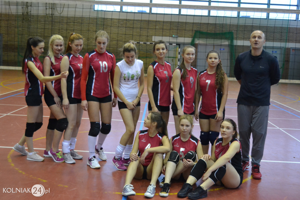 Ruszyły  rozgrywki II ligi piłki siatkowej dziewcząt