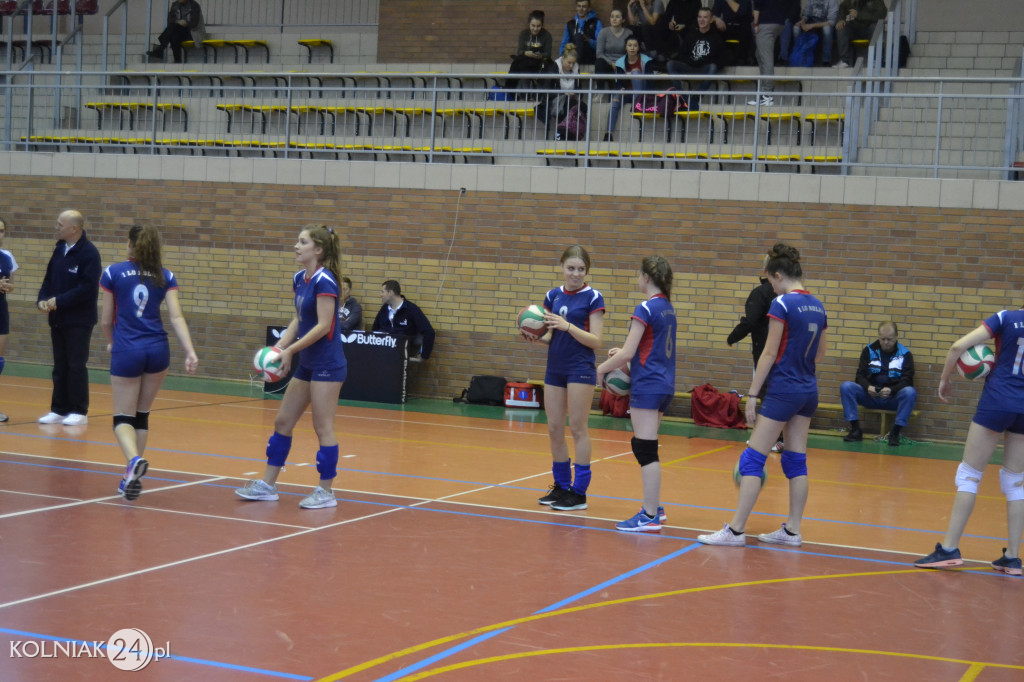 Ruszyły  rozgrywki II ligi piłki siatkowej dziewcząt