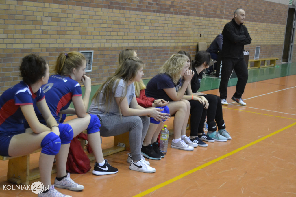 Ruszyły  rozgrywki II ligi piłki siatkowej dziewcząt