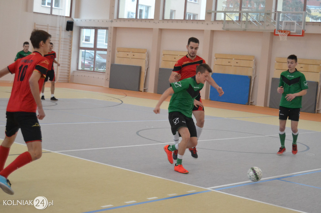 Dobry występ drużyny Ogólniaka w III lidze futsalu
