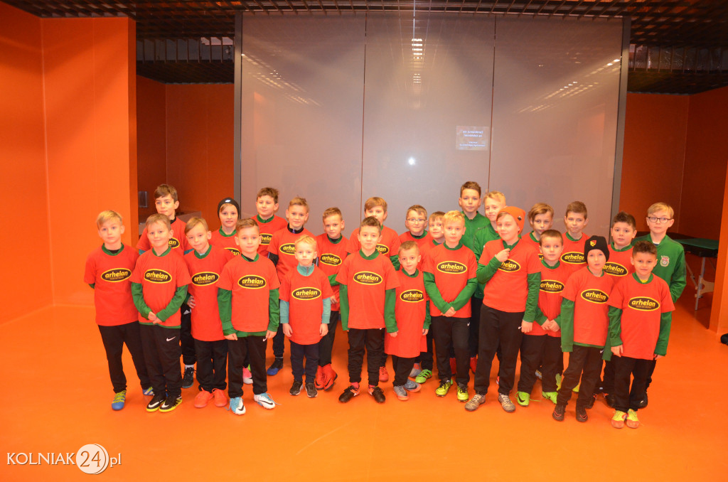 Zawodnicy Orła Kolno asystowali piłkarzom Ekstraklasy