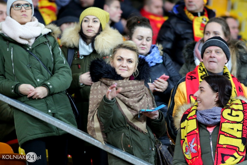 Zawodnicy Orła Kolno asystowali piłkarzom Ekstraklasy