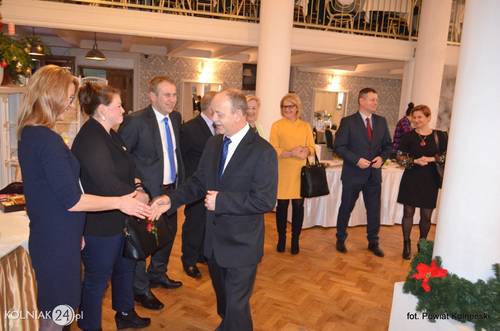 Władze powiatu zorganizowały spotkanie opłatkowe