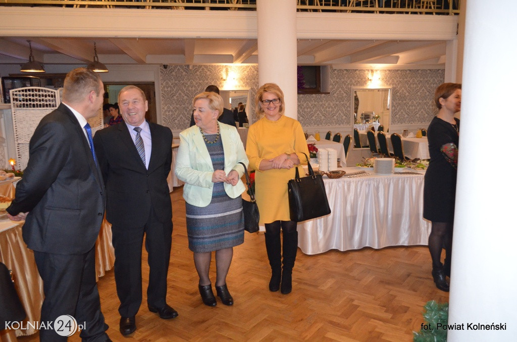 Władze powiatu zorganizowały spotkanie opłatkowe