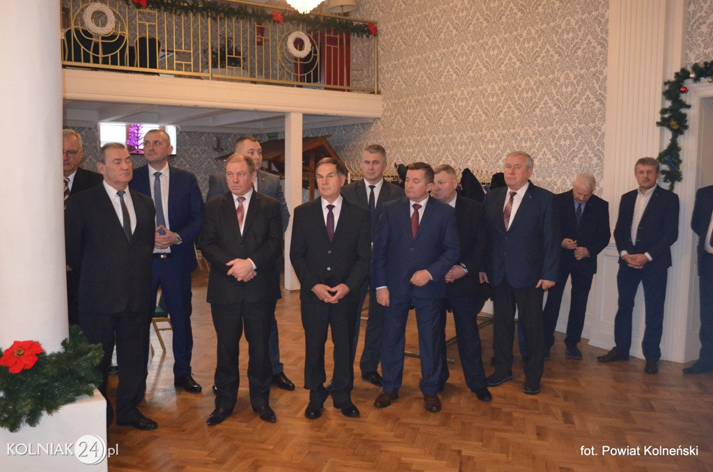 Władze powiatu zorganizowały spotkanie opłatkowe