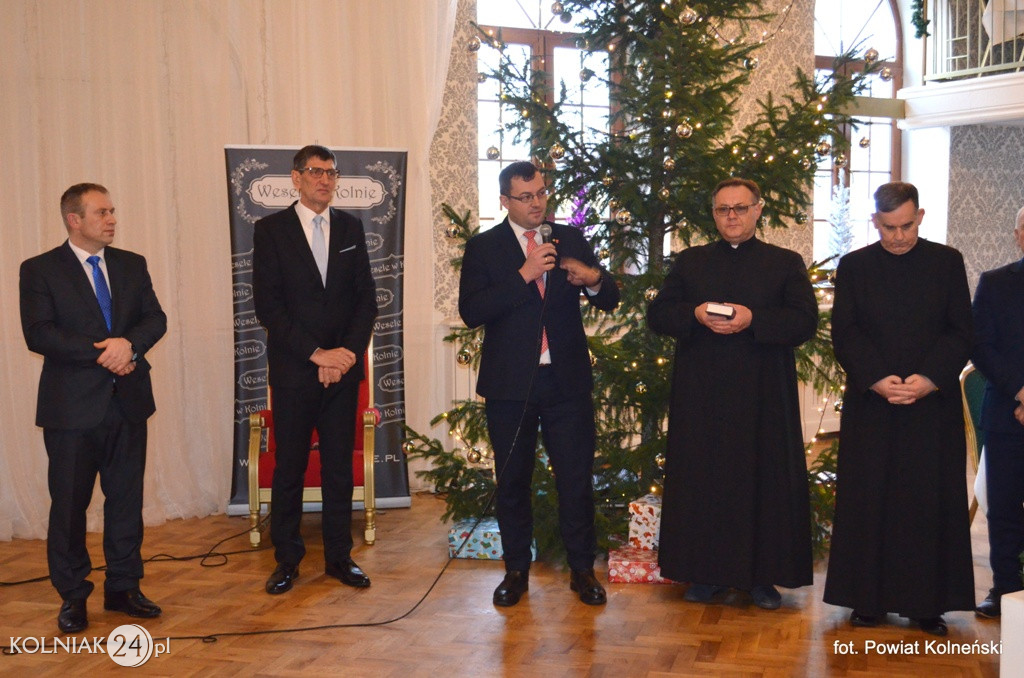 Władze powiatu zorganizowały spotkanie opłatkowe