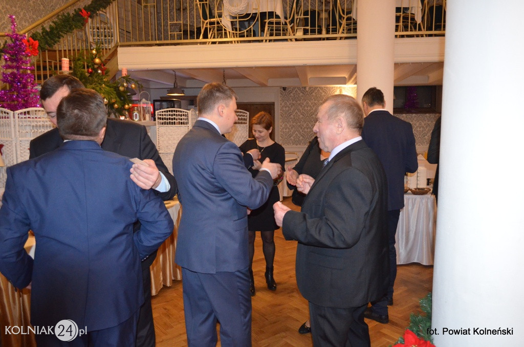 Władze powiatu zorganizowały spotkanie opłatkowe