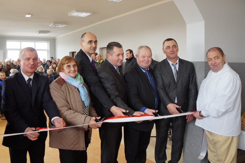 Uroczyście otwarto Klub SENIOR+ w Chełchach