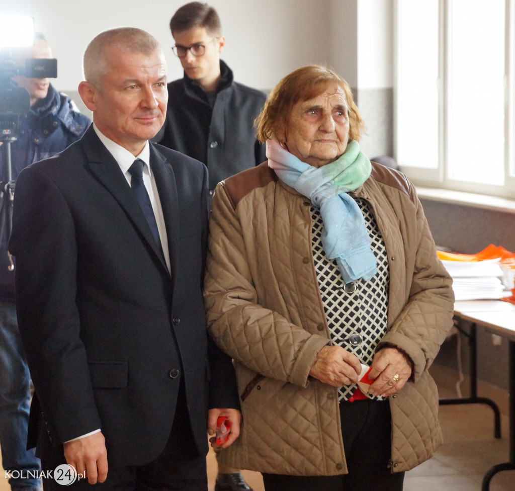 Uroczyście otwarto Klub SENIOR+ w Chełchach