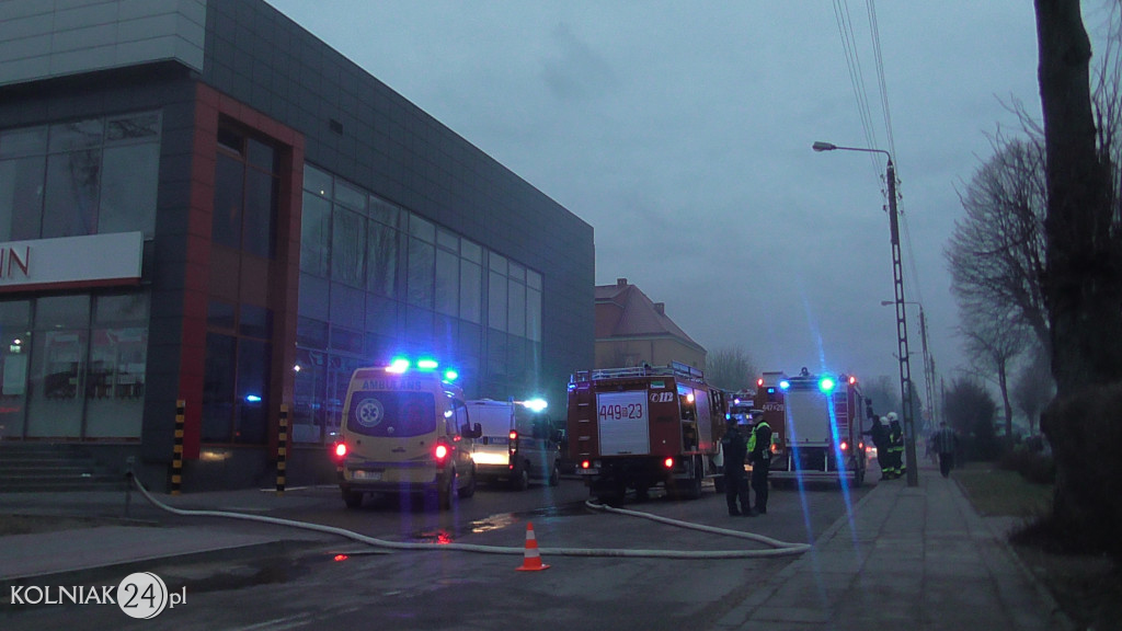 Pożar galerii handlowej w Kolnie