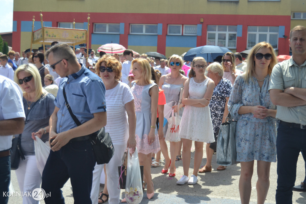 Dwie precesje na ulicach Kolna