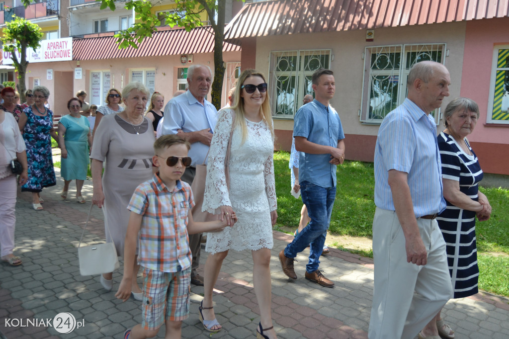Dwie precesje na ulicach Kolna