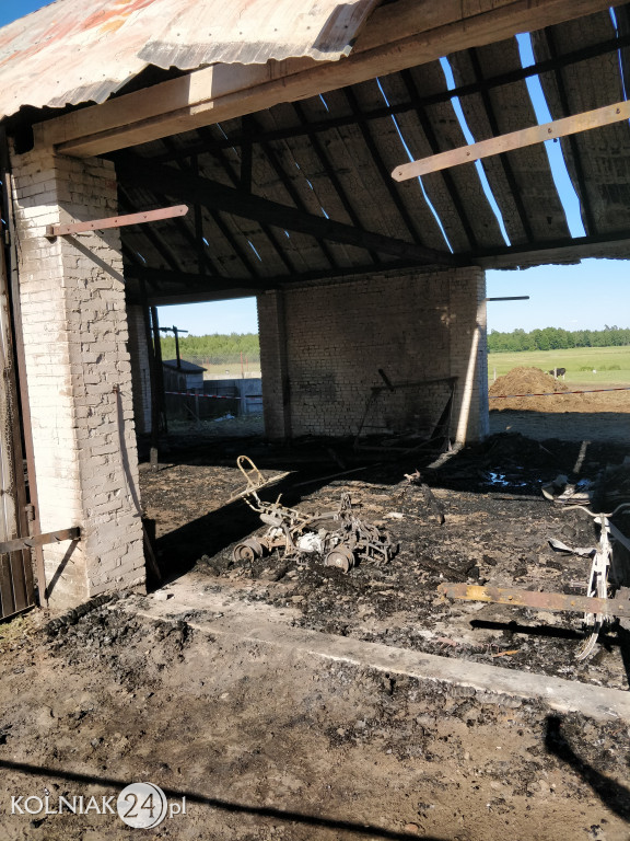 Pożar budynków gospodarskich w Łasze