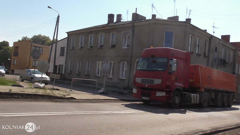 Prace ziemne na krajówce w Kolnie