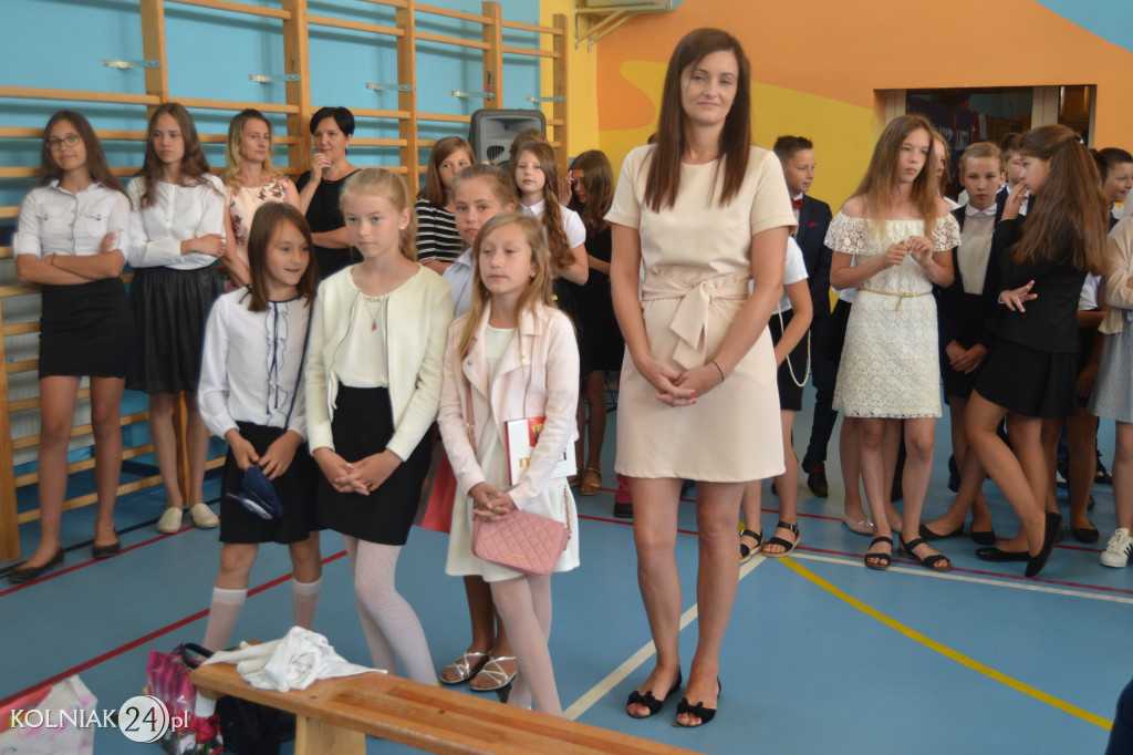 Koniec roku szkolnego. Rozdano świadectwa