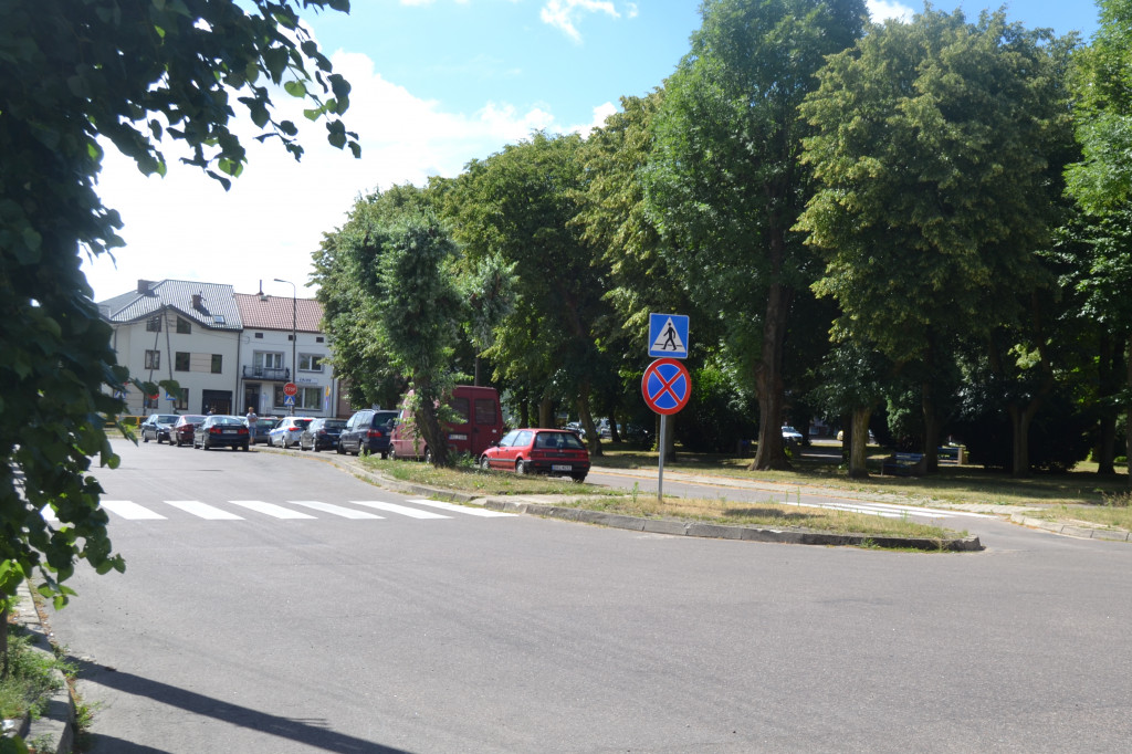 Blokują przejazd innym autom