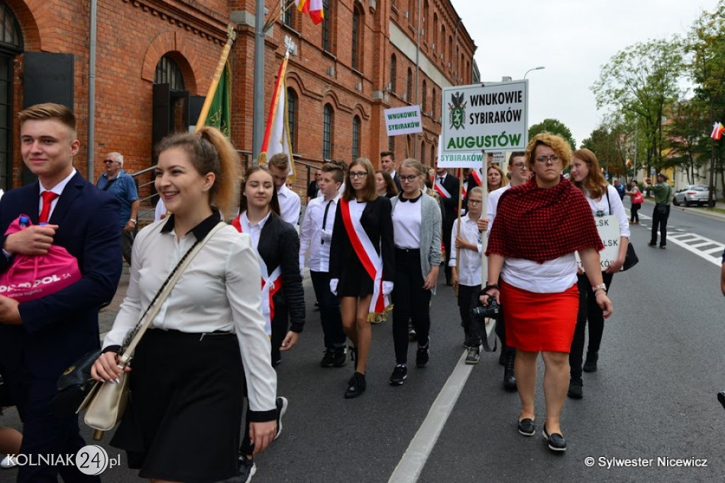 Przez Sybir do Niepodległej