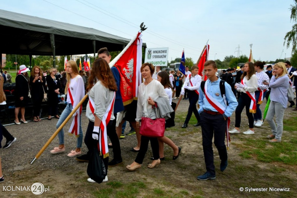Przez Sybir do Niepodległej