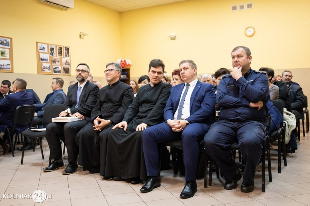 Rafałowski żegna się ze stanowiskiem, Rutkowska je obejmuje