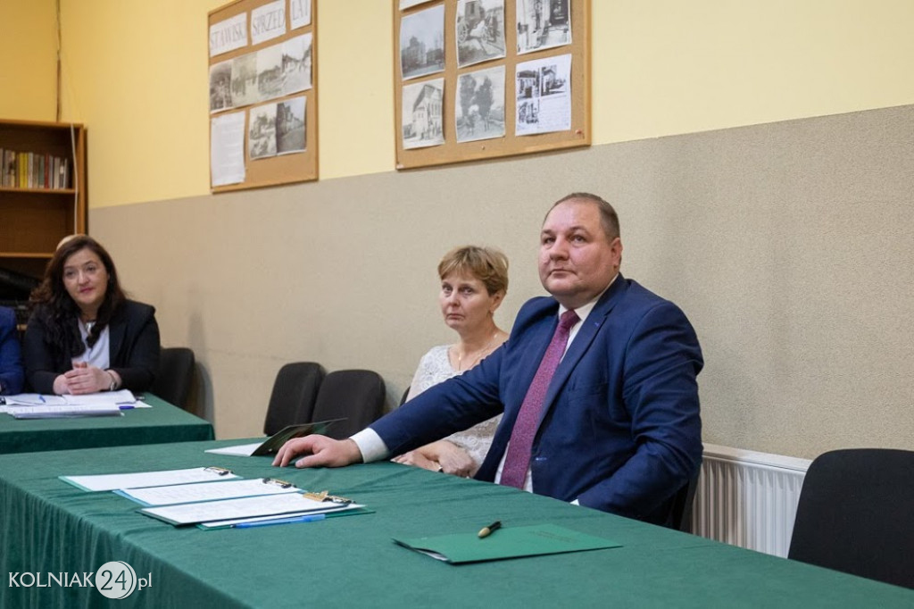 Rafałowski żegna się ze stanowiskiem, Rutkowska je obejmuje