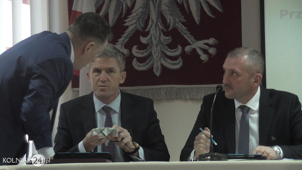 Podczas sesji radni podjęli kilka  uchwał
