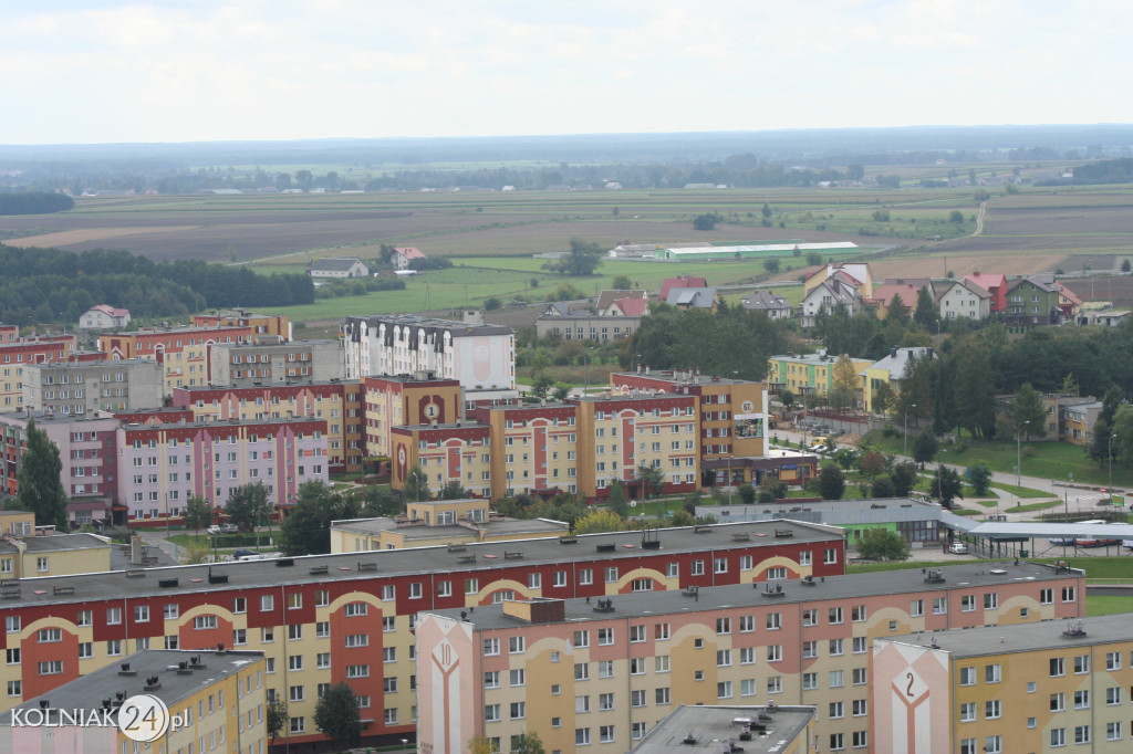 Wspiął się na komin ciepłowni