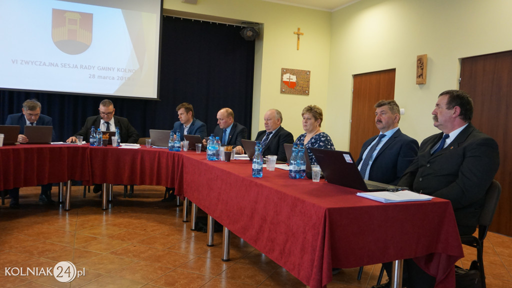 Siedem uchwał i dwa sprawozdania