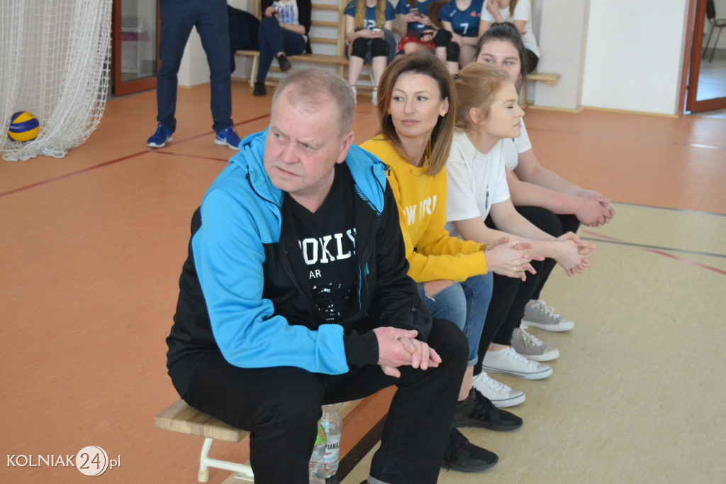 Turniej Piłki Siatkowej w Ogólniaku