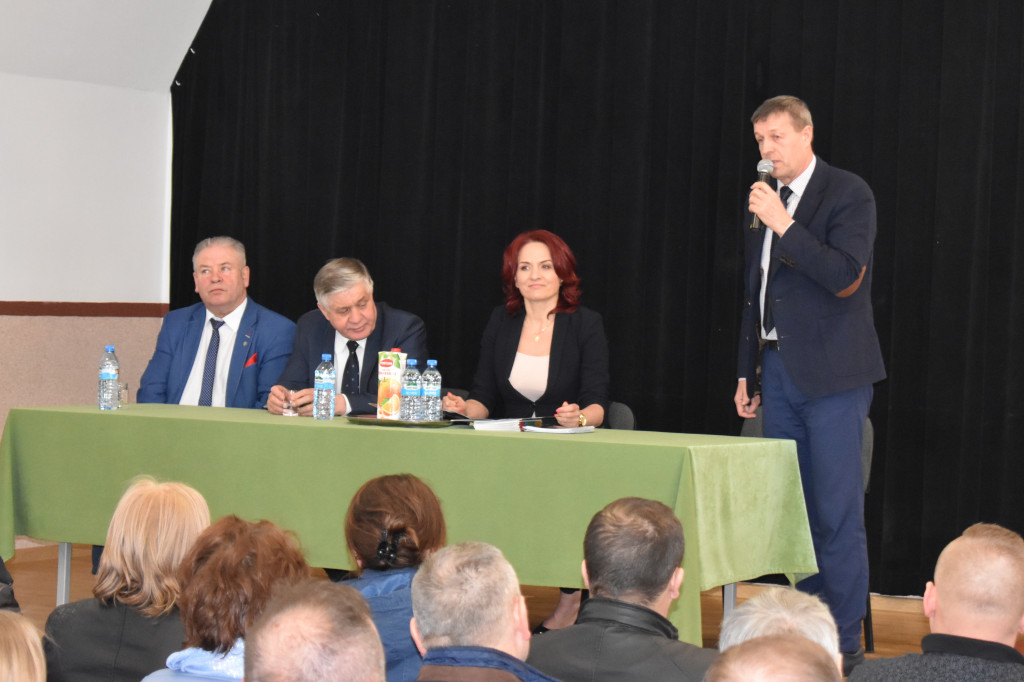 Spotkanie polityków PiS z mieszkańcami