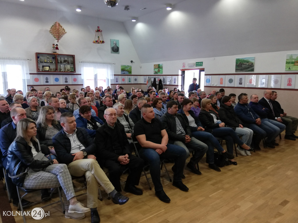 Spotkanie polityków PiS z mieszkańcami