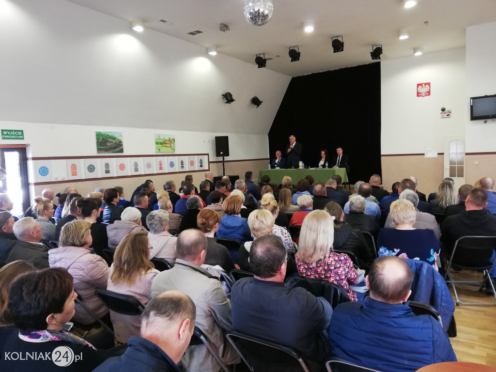 Spotkanie polityków PiS z mieszkańcami