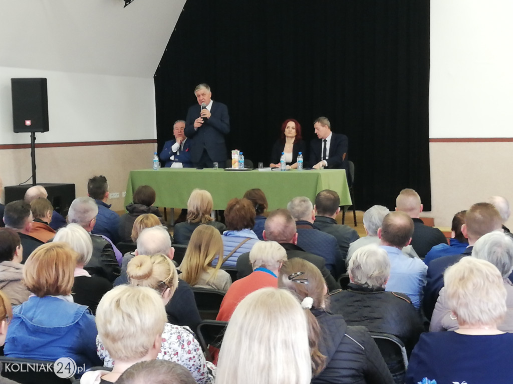 Spotkanie polityków PiS z mieszkańcami