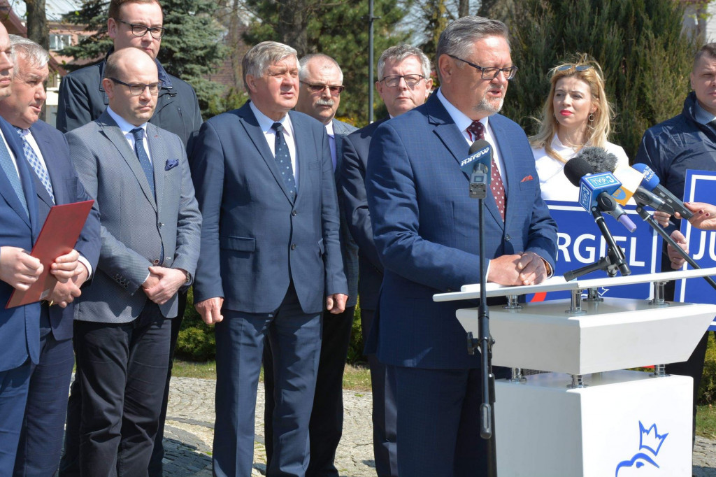 Burmistrz Kolna poparł Krzysztofa Jurgiela