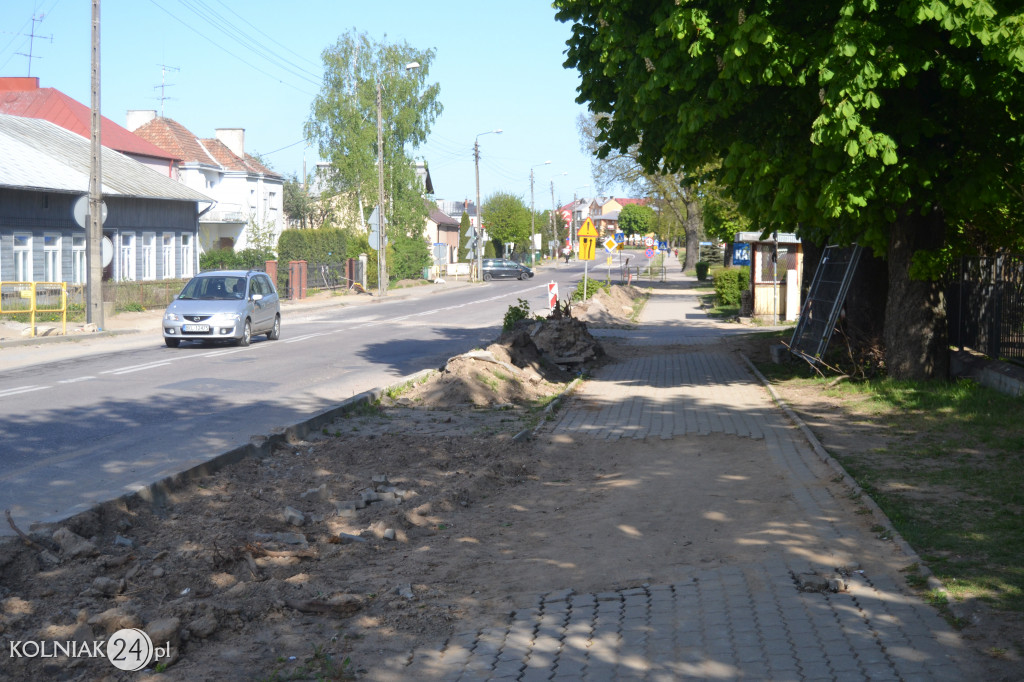 Wiosenne prace na głównej drodze w Kolnie