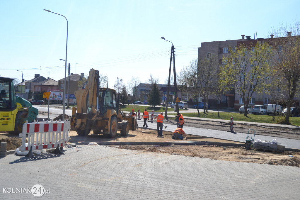 Wiosenne prace na głównej drodze w Kolnie