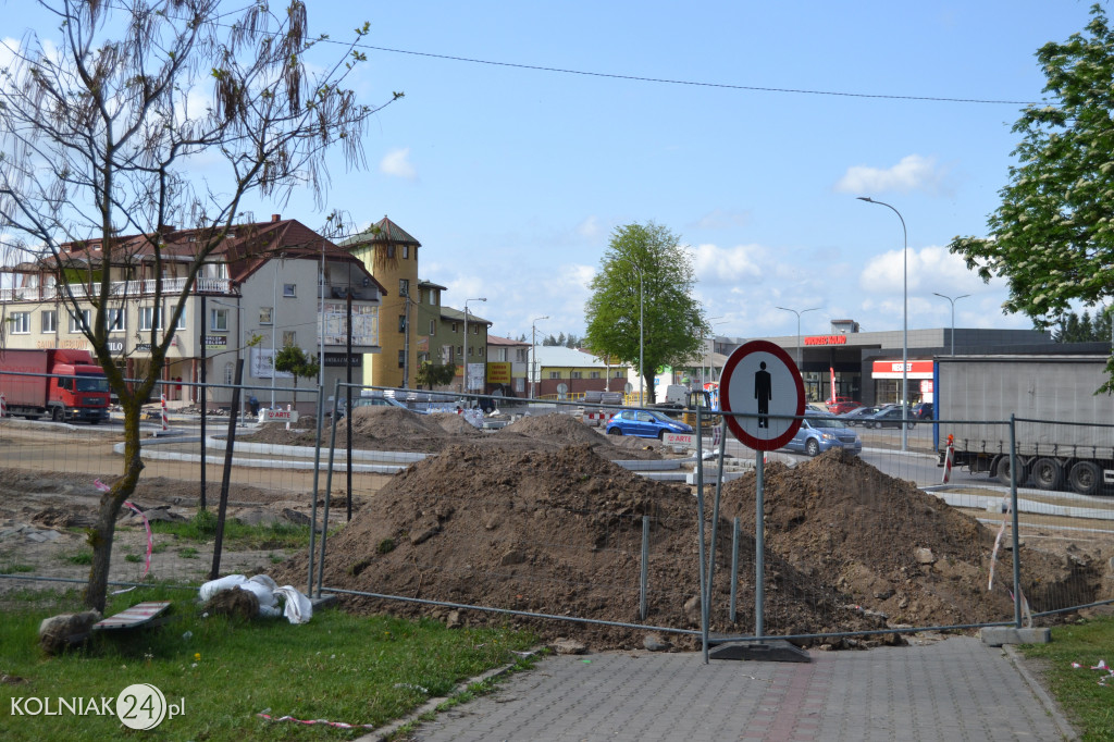 Wiosenne prace na głównej drodze w Kolnie