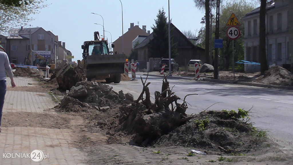 Wiosenne prace na głównej drodze w Kolnie