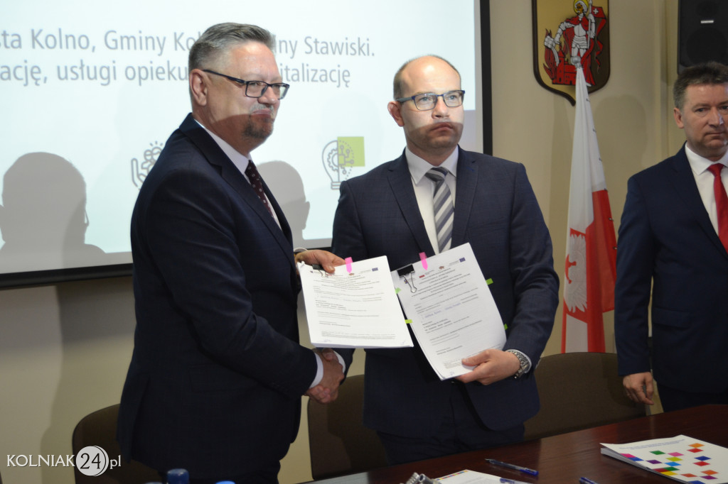 Zostało podpisanych pięć umów