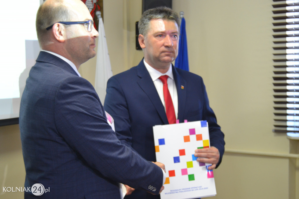 Zostało podpisanych pięć umów