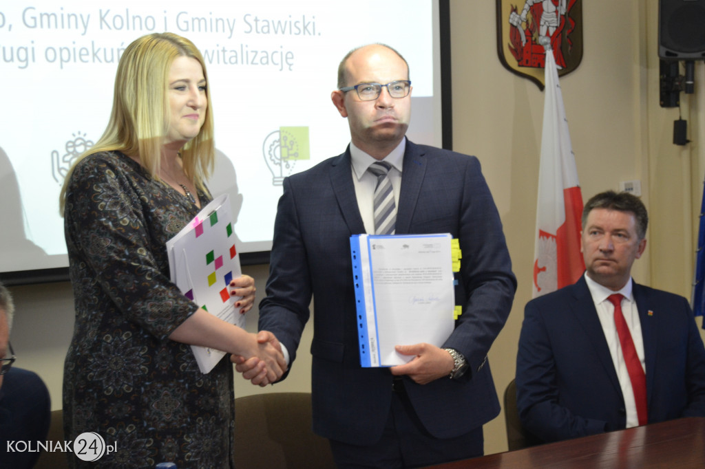 Zostało podpisanych pięć umów
