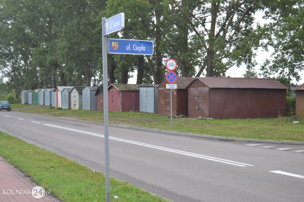 Blaszaki na Ciepłej i Targowej