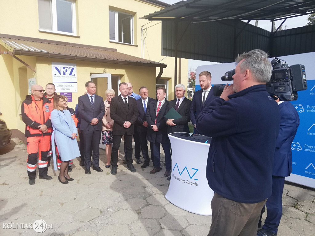 Kasa na karetkę i tomograf
