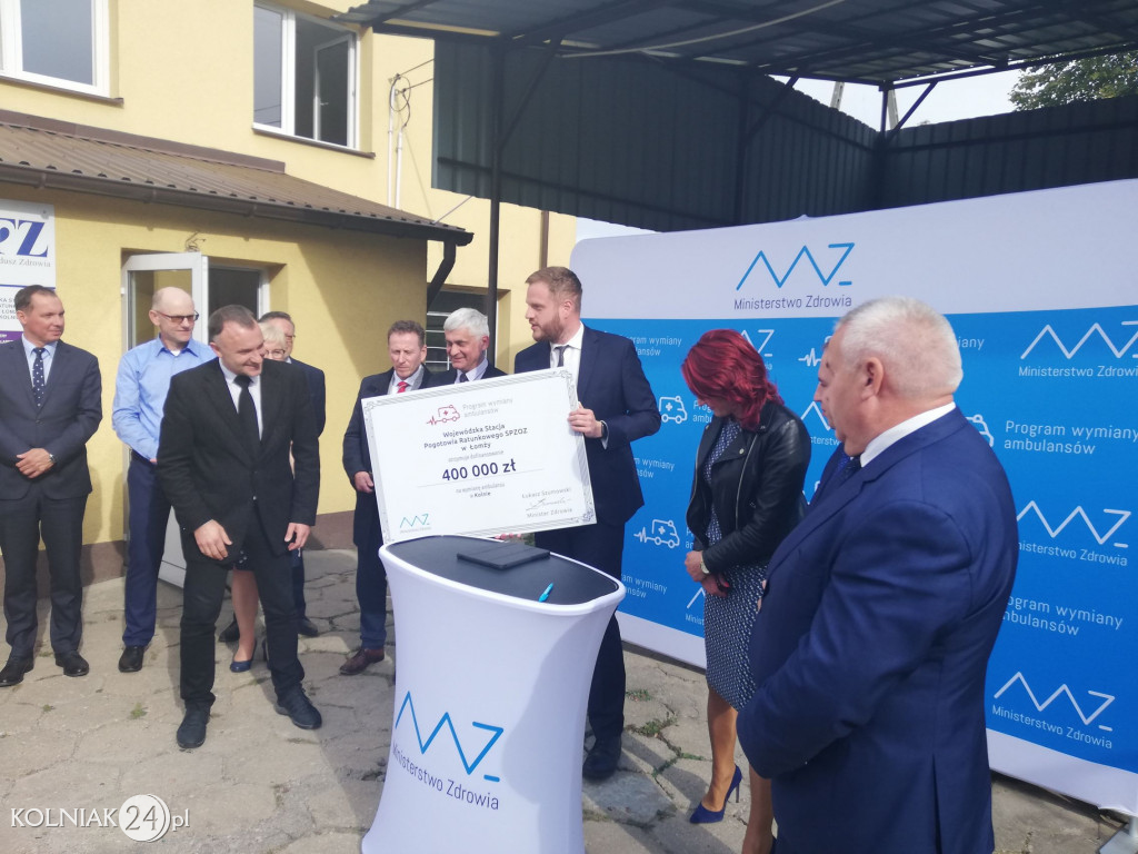 Kasa na karetkę i tomograf
