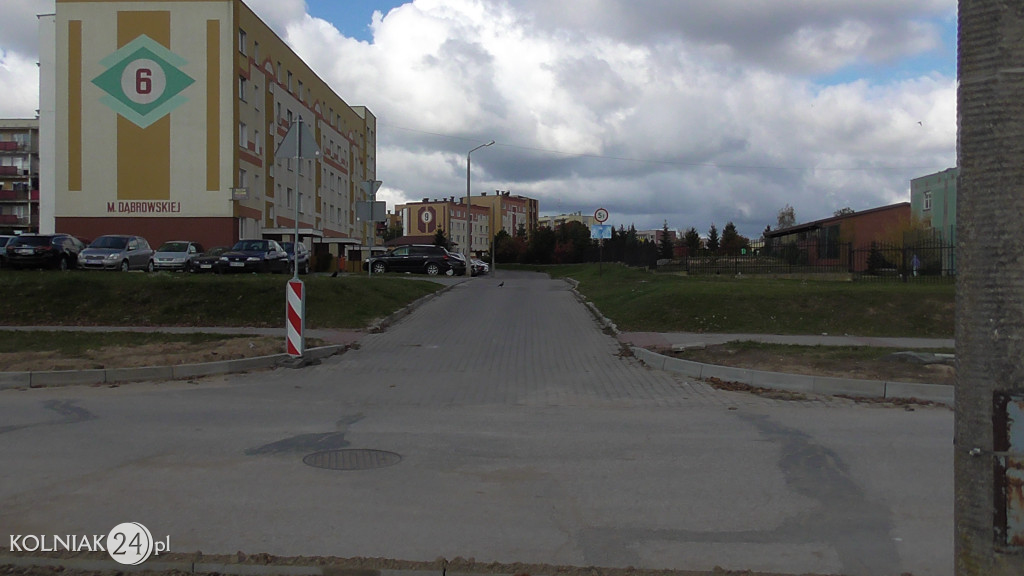 Prace budowlane na ulicy Dąbrowskiej w Kolnie